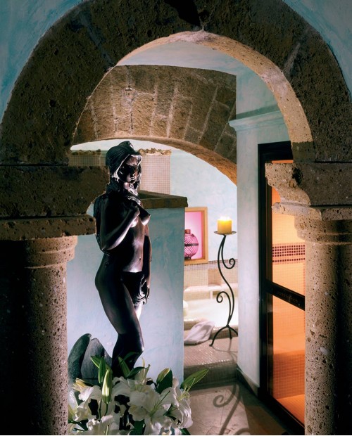 Weekend romantico in un castello a Roma con cena e massaggio Weekend romantico in un castello a Roma con cena e massaggio