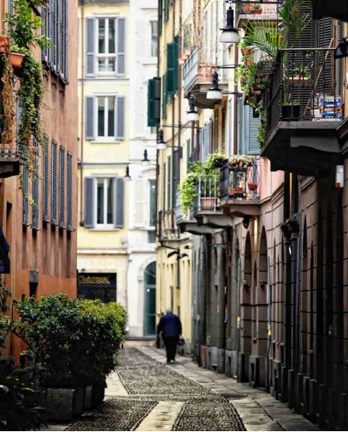 Itinerario enogastronomico tra cibo e tradizione a Milano Itinerario enogastronomico tra cibo e tradizione a Milano