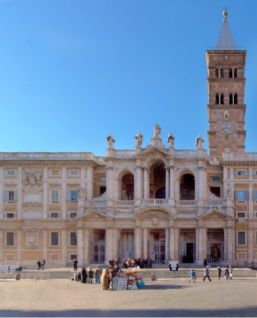 La Roma dell'oro: dai ricettari imperiali all'arte bizantina delle grandi Basiliche La Roma dell'oro: dai ricettari imperiali all'arte bizantina delle grandi Basiliche