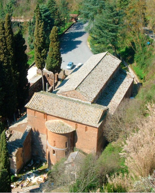 Tour guidato con degustazione alla scoperta dei tesori del Lazio Tour guidato con degustazione alla scoperta dei tesori del Lazio