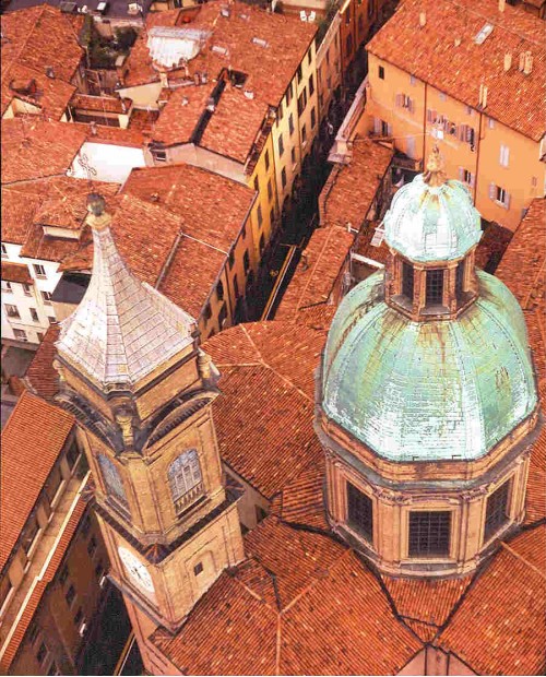 Visita alla cioccolateria, show cooking e pranzo tipico a Bologna Visita alla cioccolateria, show cooking e pranzo tipico a Bologna