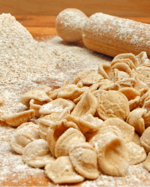 Bari cooking bike tour: a lezione di orecchiette con degustazione di taralli e vino Bari cooking bike tour: a lezione di orecchiette con degustazione di taralli e vino