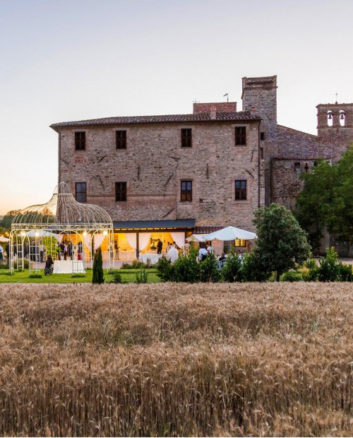 Insolito weekend in un'antica abbazia in Umbria con degustazione Insolito weekend in un'antica abbazia in Umbria con degustazione