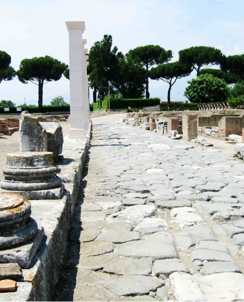 La storia di Roma in bici con tappe di gusto lungo l'Appia Antica La storia di Roma in bici con tappe di gusto lungo l'Appia Antica